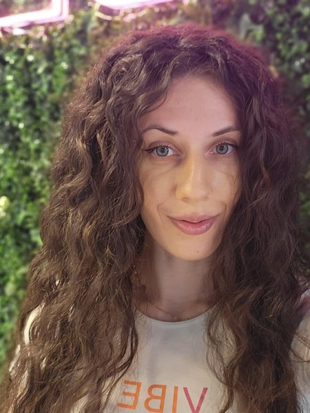Ilana, frisør hos Vibe
